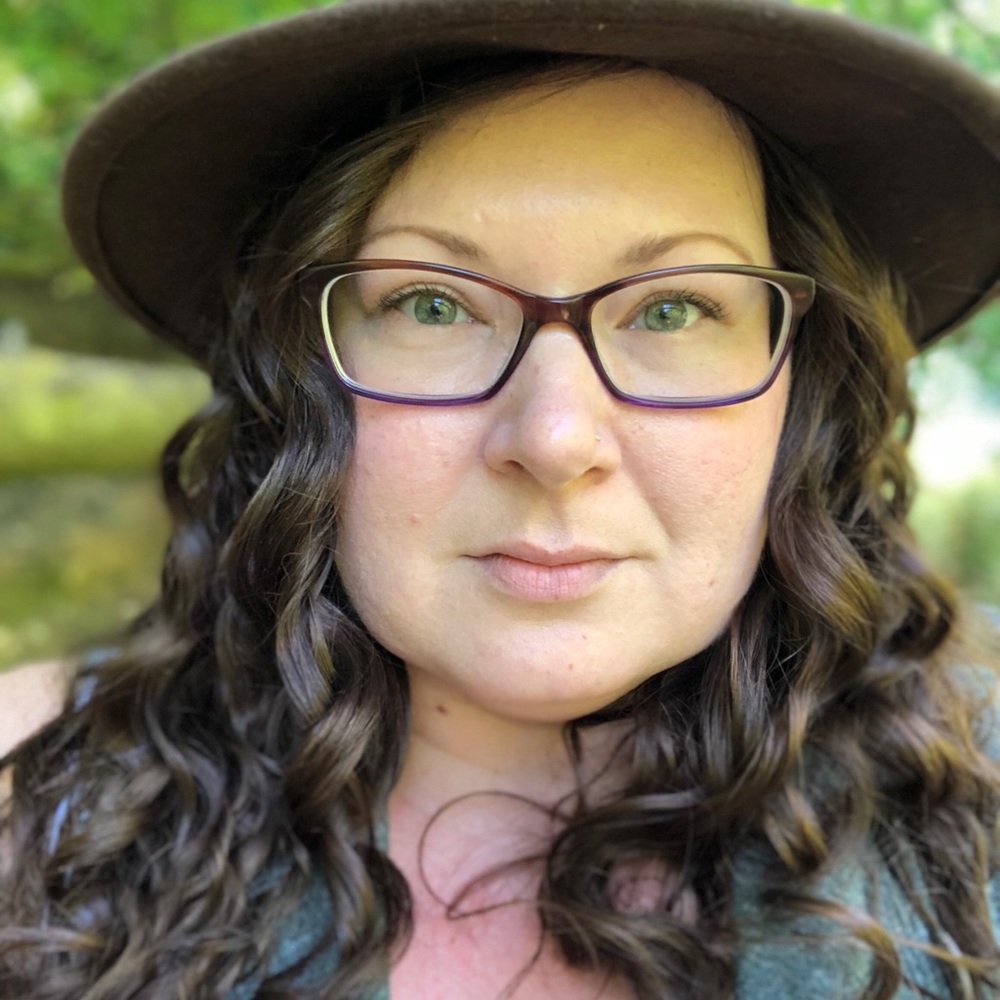 Meet your Posher, Christina
